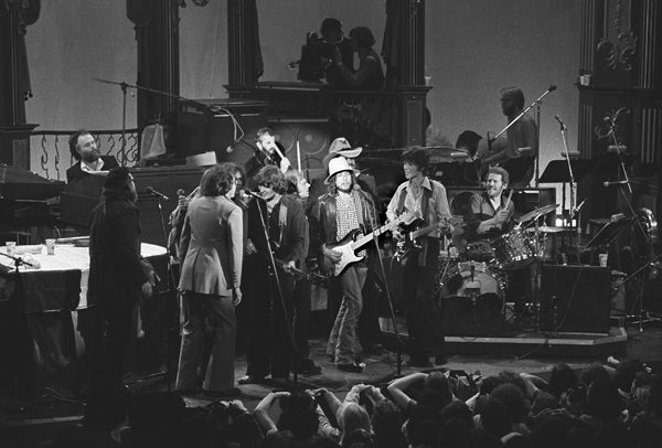The Band performing with Bob Dylan, Ringo Starr and other guests at the finale of The Last Waltz, 1976